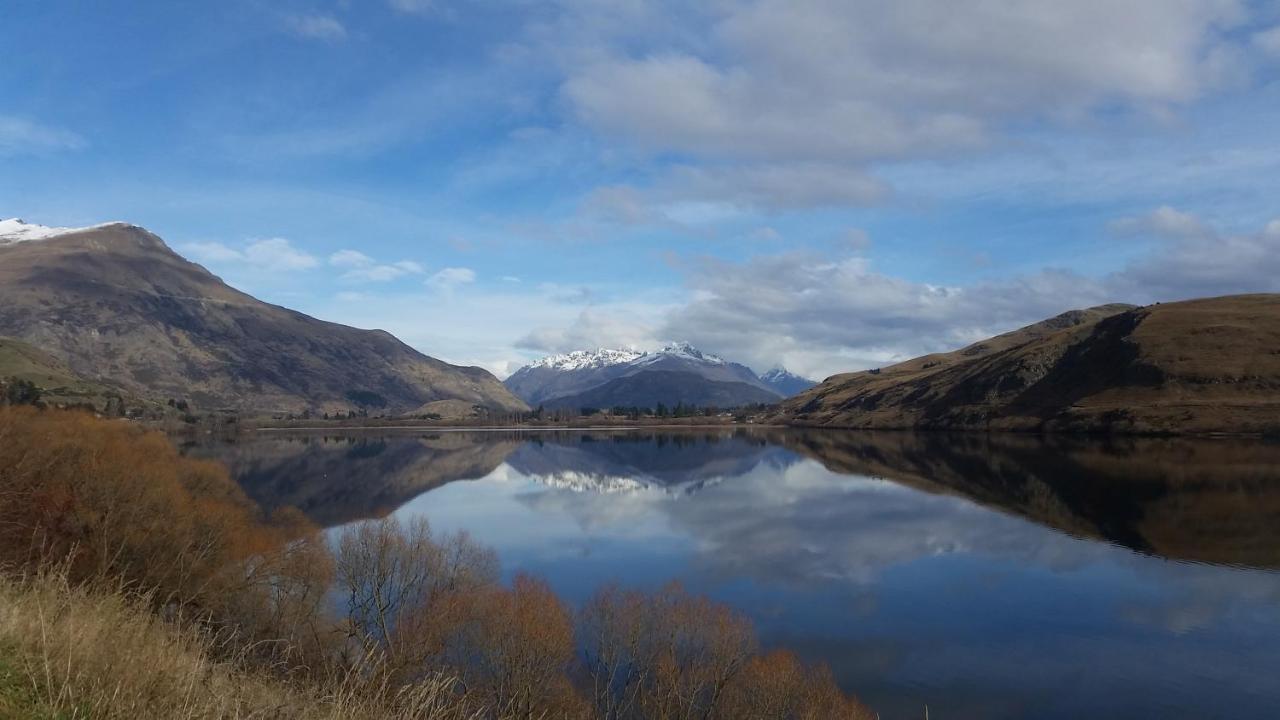 ワナカ Hawea Heaven: Superking Beds + Hot Tub + Mountainヴィラ エクステリア 写真