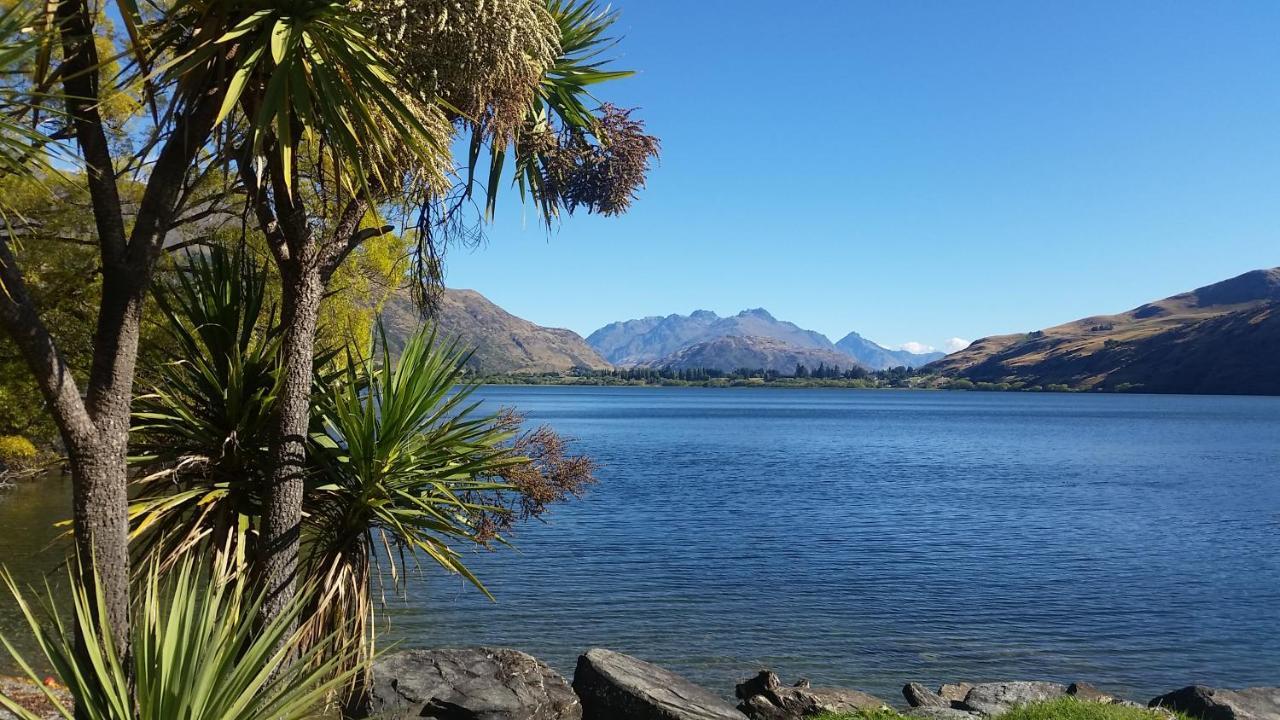 ワナカ Hawea Heaven: Superking Beds + Hot Tub + Mountainヴィラ エクステリア 写真