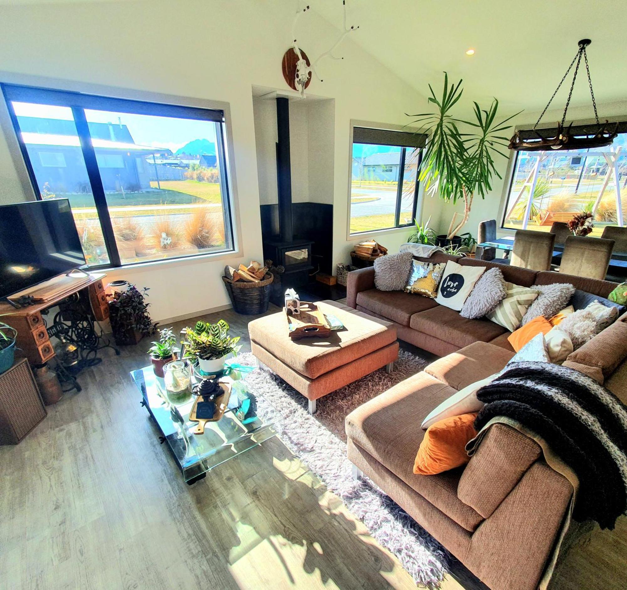 ワナカ Hawea Heaven: Superking Beds + Hot Tub + Mountainヴィラ エクステリア 写真